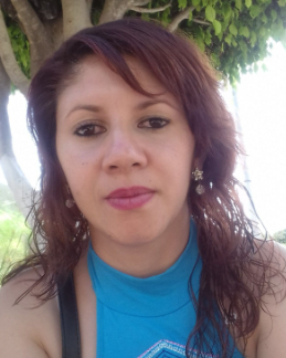 <strong>Carmen  M</strong>